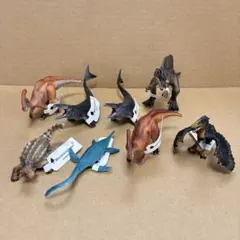 恐竜フィギュア　8個セット