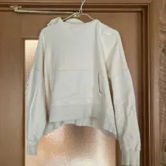 YA-YA クリーム色 フード付き クロップドパーカー