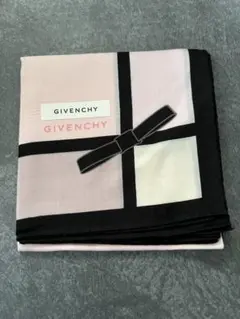 【新品＊シール付き】ジバンシー　リボン柄　ハンカチ　GIVENCHY