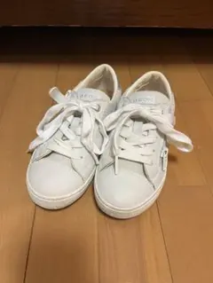 GEOX ホワイト スニーカー