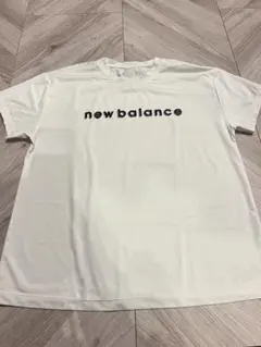 New Balance ホワイト Tシャツ