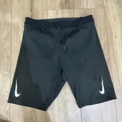 ナイキ エアロスイフトランニングハーフタイツ　Sサイズ