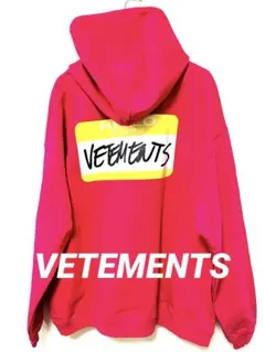 VETEMENTS オーバーサイズプルオーバーsのサムネイル