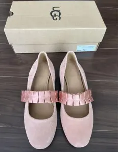 【新品未使用】UGG ピンク フラットシューズ 7.5（24.5）