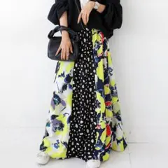 アンティカ 美品 大人気高評価完売品ダルメシアン柄×花柄」の切り替えスカート