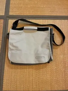 TIMBUK2 (ティンバッグツー) クラシックメッセンジャーバッグ 中古品