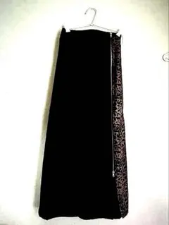 【新品未使用】ブラック合皮、レオパードラインジッパー付きスカート4L