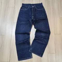 Item thumbnail for item ee1c7013-1c49-4fa4-bb1d-3701e4387724