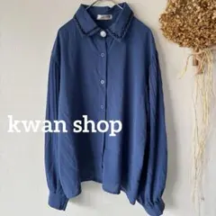 プリーツシャツ