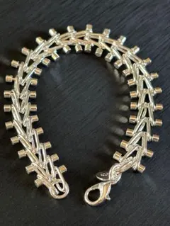 Item thumbnail for item c19536e2-e331-4564-a18b-c5df262bc9b6