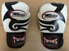 TWINS SPECIAL ツインズ ボクシンググローブ 16oz