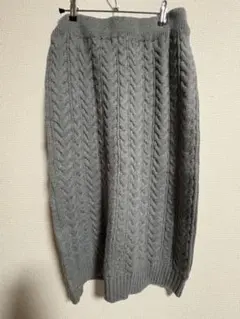 グレー ケーブル編み タイトスカート