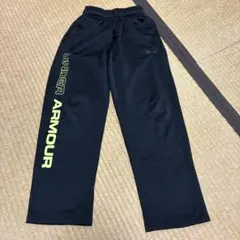 UNDER ARMOUR ブラック ロングパンツ