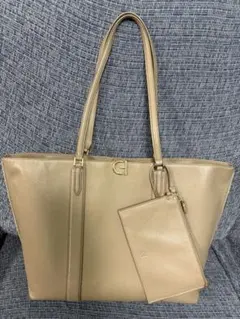 COLE HAAN ベージュ トートバッグ ポーチ付き