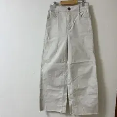 Item thumbnail for item ff4a35bb-d739-4914-a5f1-f8bf36e53d39