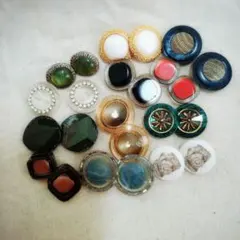 アンティーク・ヴィンテージボタン　多色セット