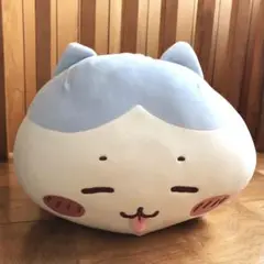ハチワレ ちいかわ マシュマロみたいな寝そべり抱きぐるみ 匿名配送