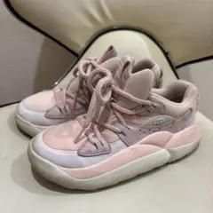 UGG ピンク厚底スニーカー　22cm