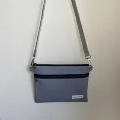 ミニサコッシュ　ダブルファスナーポーチ