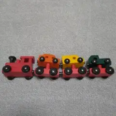 木製カラフルおもちゃ列車セット 磁石でくっつく　汽車＆車おもちゃ