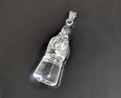 神秘的金剛鈴彫りクリアクォーツペンダントトップ