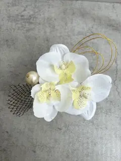 胡蝶蘭 髪飾り 白 ゴールド 結婚式 前撮り 和装 ヘアアクセサリー パール