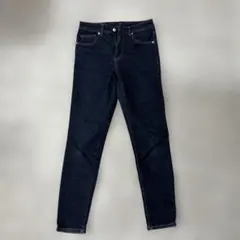 GU ウルトラストレッチスキニージーンズ