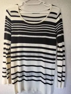 ストライプニットセーター Mサイズ（白黒、長袖）