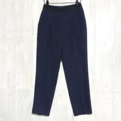 ナチュラルビューティーベーシック　センタープレス アンクルスラックス　ネイビー