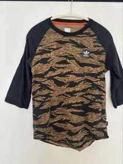adidas Originals タイガーカモ 迷彩 ラグラン 長袖 Tシャツ