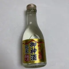 宝酒造 松竹梅 御神酒 純米 金箔入 180ml 限定出荷　日本酒　特選のサムネイル