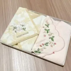 WEDGWOOD 刺繍タオルハンカチ　ピンク　ベージュ　2枚セット