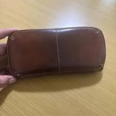 レザー ラウンドファスナー 長財布 ブラウン
