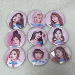 TWICE 缶バッジセット 9個