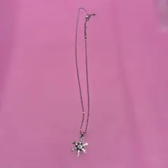 雪の結晶デザイン ネックレス
