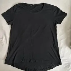 ZARA ブラックＴシャツ