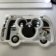 Item thumbnail for item 87e0c740-bb2c-42d8-bf58-f675b61e9e61