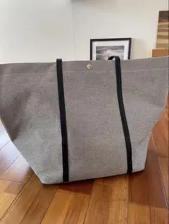 Item thumbnail for item 928d101e-ba21-409a-8b08-4a6dc64402d5