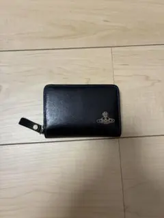Vivienne Weatwood 二つ折り財布