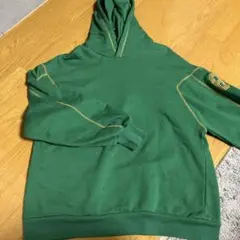 GLORIOUS 89 緑色パーカー