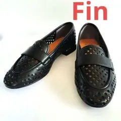 【美品】Fin パンチングレザー ローファー ブラック　コンフォート　23cmのサムネイル