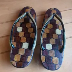 Item thumbnail for item a71c4b87-3830-4047-b78a-2c216951357d