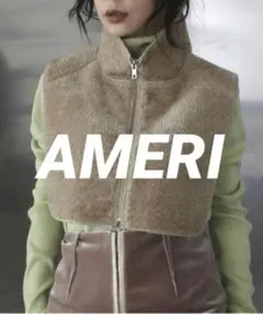 【美品】Ameri BOA HIGH NECK BOLERO ベージュのサムネイル