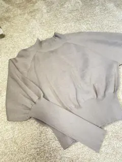 パフスリーブ ニット