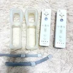 任天堂　Wiiリモコン シリコンカバーセット　2本　ストラップ付き