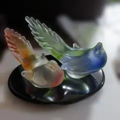 【今月限り】ガラス製　鳥置物　ペア　台座付
