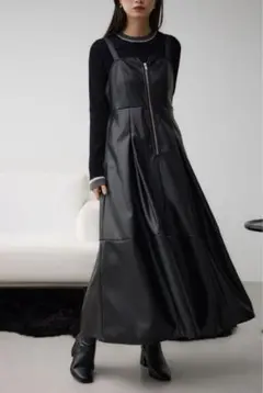 アズールバイマウジー　フェイクレザーZIPジャンパースカート　ロングワンピース