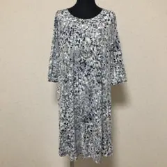 MK MICHEL KLEN七分袖 カットソー 総柄 グレー系のサムネイル