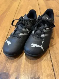PUMA トレーニングシューズ　23.0
