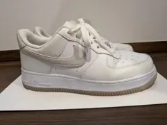 Nike Air Force 1 '07 LV8 White　25センチ